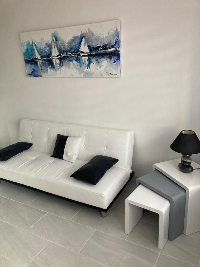 Tres Bel Appartement Entierement Renove Empuriabrava Exterior foto